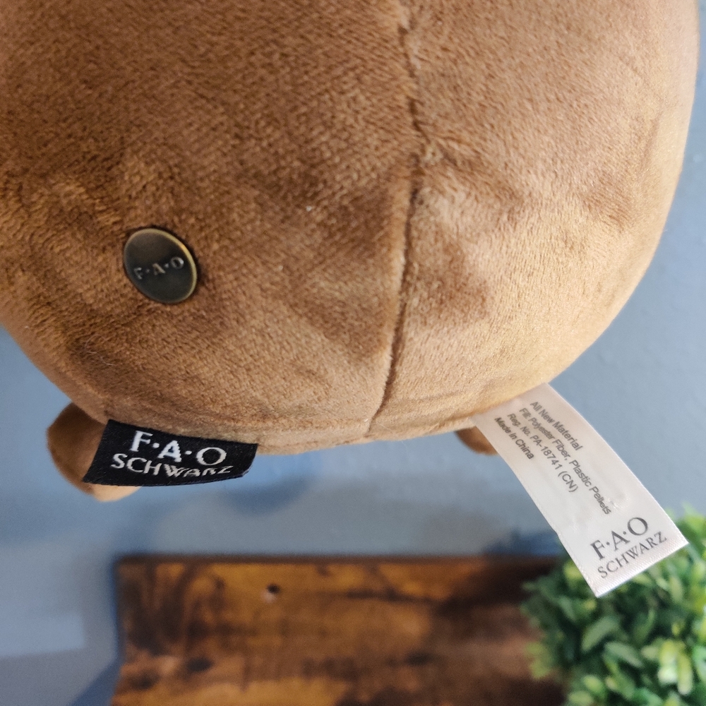 Cute Acorn Plush Toy Fao Scwarz Stuffed Kids Toy Sparkly Green Leaf Smiley Face - Picture 5 of 6